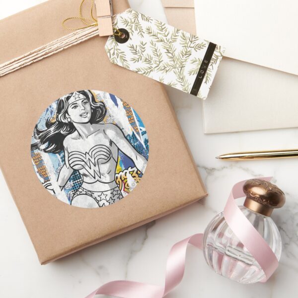 Wonder_Woman_Collage_4_Classic_Round_Sticker_5 Wonder Woman Collage 4 Classic Round Sticker