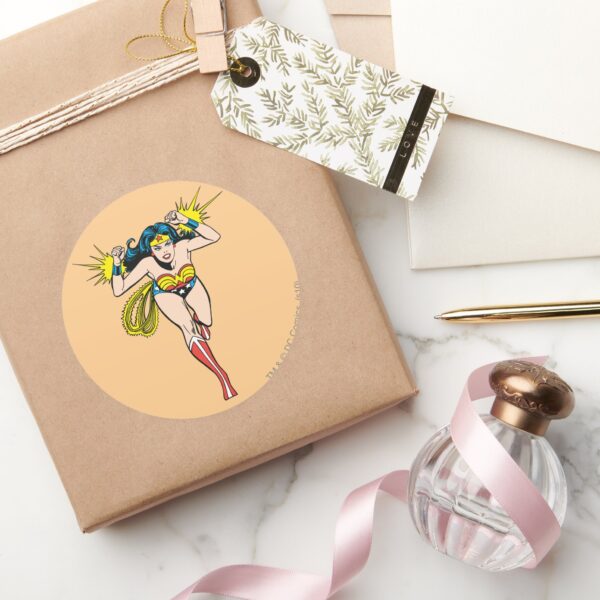 Wonder_Woman_Glowing_Cuffs_Classic_Round_Sticker_5 Wonder Woman Glowing Cuffs Classic Round Sticker