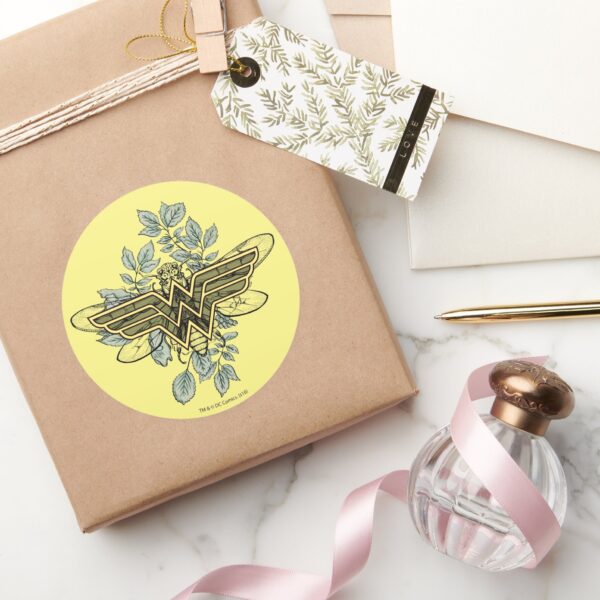 Wonder_Woman_Queen_Bee_Logo_Classic_Round_Sticker_5 Wonder Woman Queen Bee Logo Classic Round Sticker