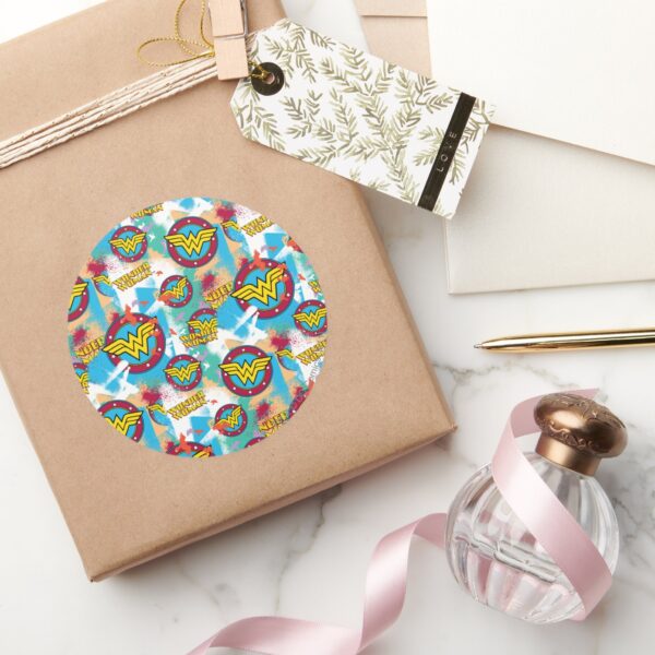 Wonder_Woman_Spray_Paint_Pattern_Classic_Round_Sticker_5 Wonder Woman Spray Paint Pattern Classic Round Sticker